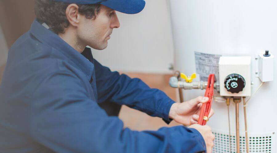 Local tankless water heater installation in Middleburg, FL